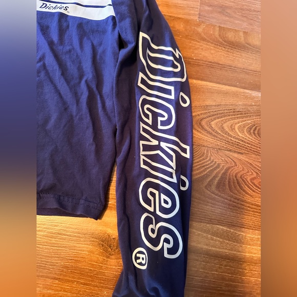 Dickies Cropped Long Sleeve Shirt. Size S - Picture 2 of 7